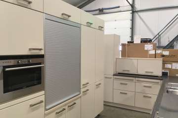 Alno hoekkeuken met kastenwand !!