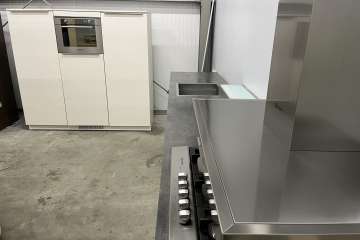 Siematic keuken met kastenwand !!