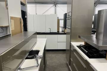 Rechte keuken in 2 delen !!