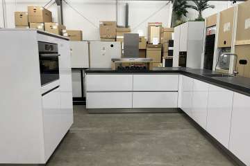 Witte Tulp keuken glans !!