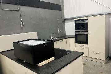Ruime keuken met schiereiland !!