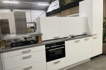 Witte rechte Keller keuken !!