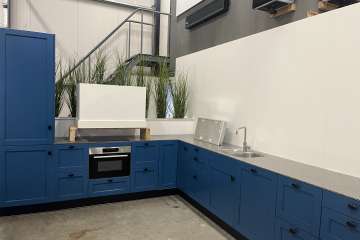 Landelijke blauwe hoekkeuken !!